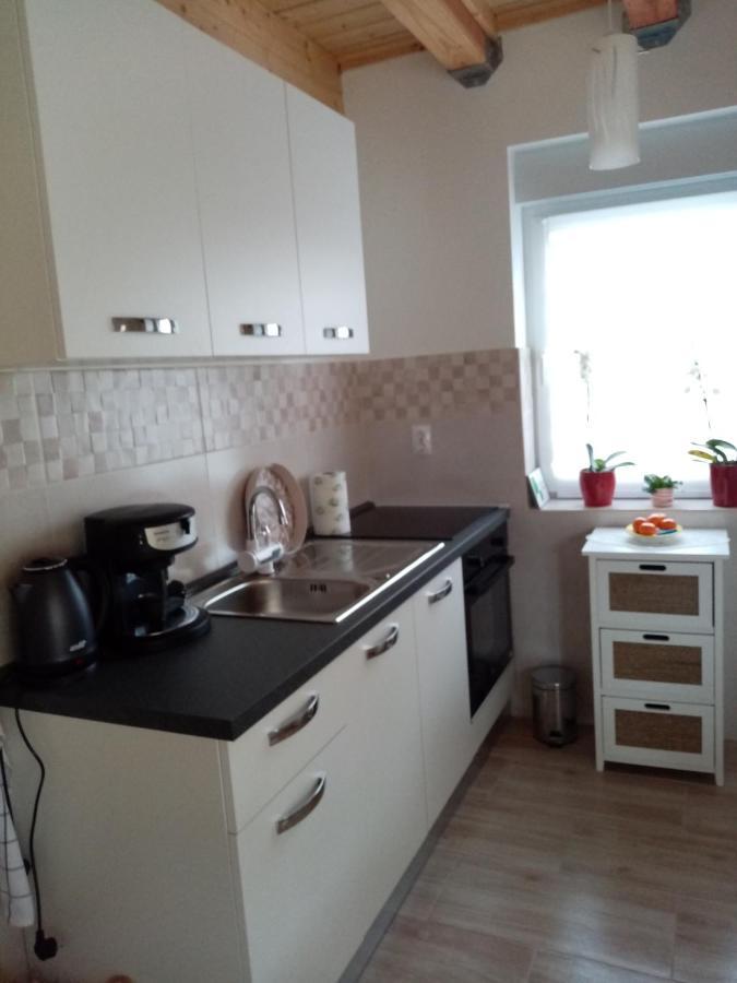Valpovo Apartman Tea מראה חיצוני תמונה